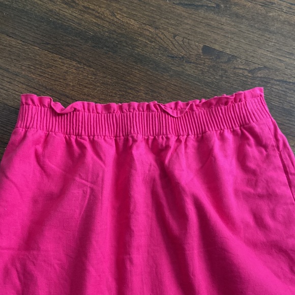 J. Crew Factory pink scalloped hem pink skirt - Size 10 - Picture 3 of 7
